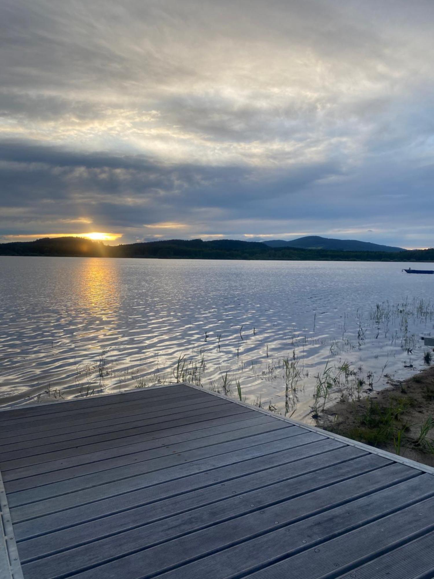 Apartman Na Brehu Lipna Cerna v Posumavi Exterior foto